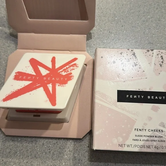 Fenty Beauty Suede Powder Blush in Lolly Poppy - Picture 2 of 5